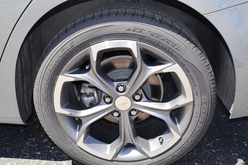 used 2024 Chevrolet Malibu car, priced at $22,457
