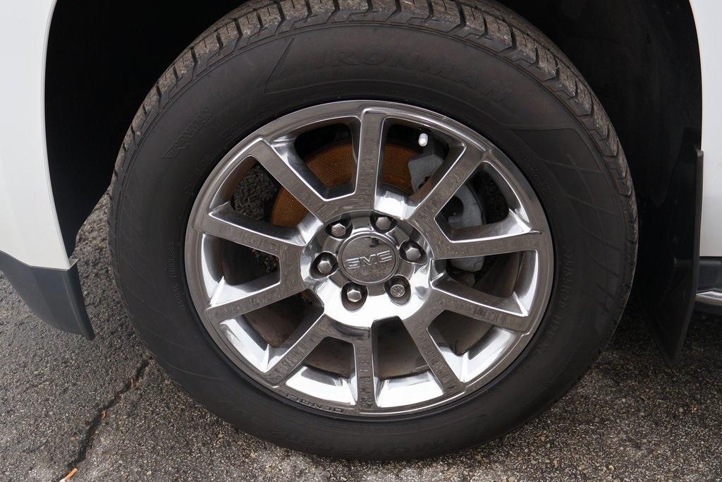 used 2018 GMC Yukon car, priced at $38,599