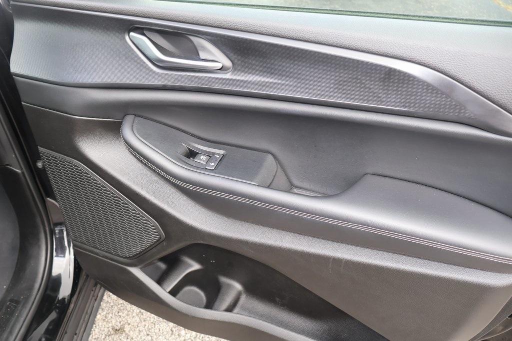 used 2023 Jeep Grand Cherokee L car, priced at $27,195