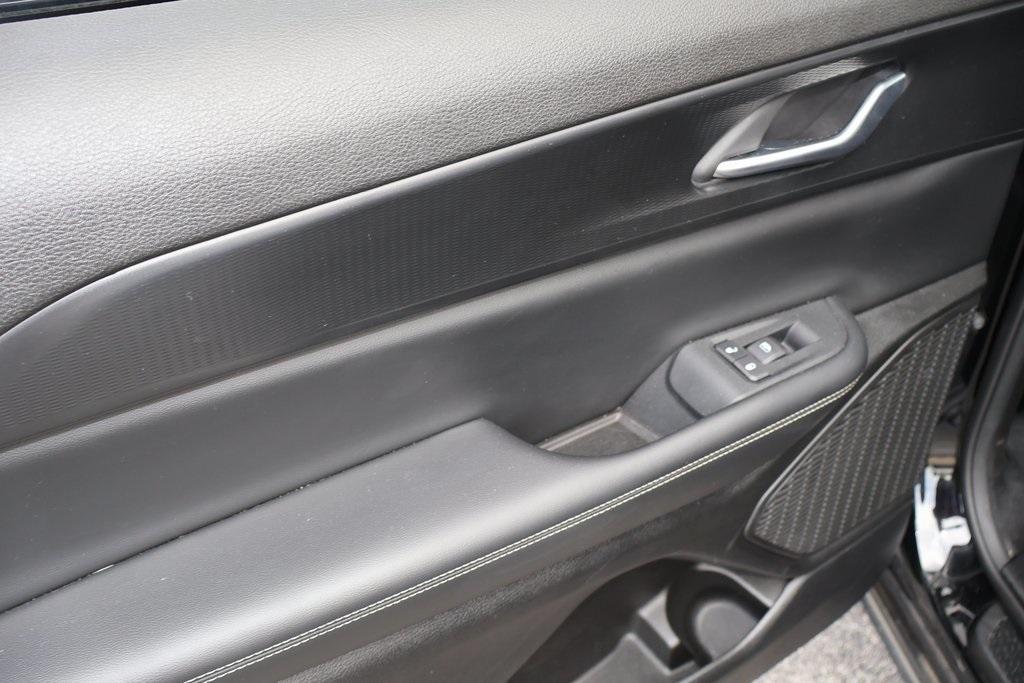 used 2023 Jeep Grand Cherokee L car, priced at $27,195