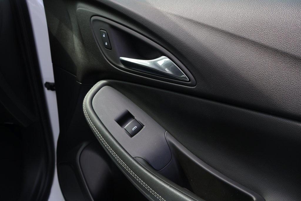 used 2025 Buick Encore GX car, priced at $24,995