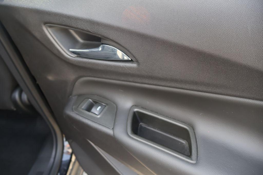 used 2024 Chevrolet Equinox car, priced at $25,495