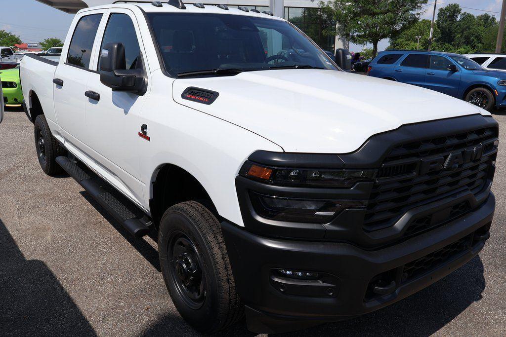 new 2025 Ram 2500 car, priced at $71,400