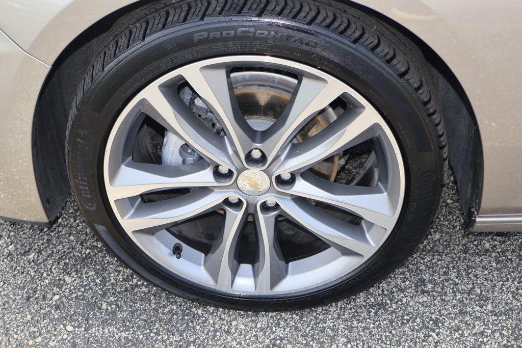 used 2024 Chevrolet Malibu car, priced at $25,955