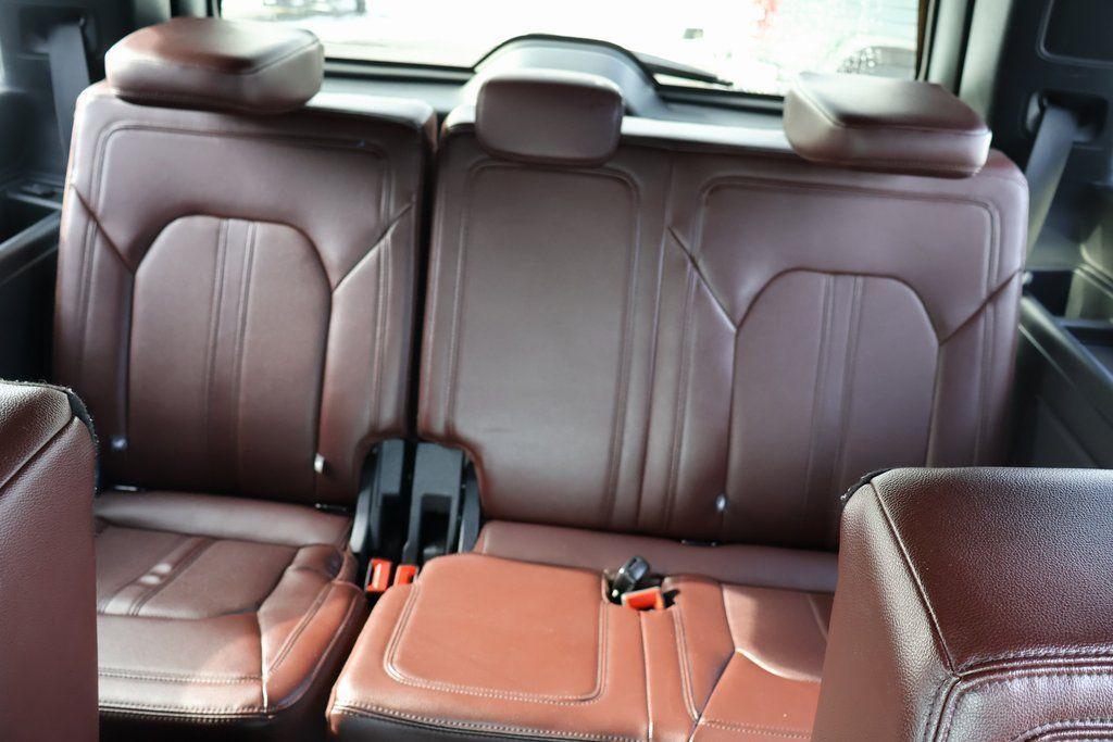 used 2024 Ford Expedition car, priced at $46,995