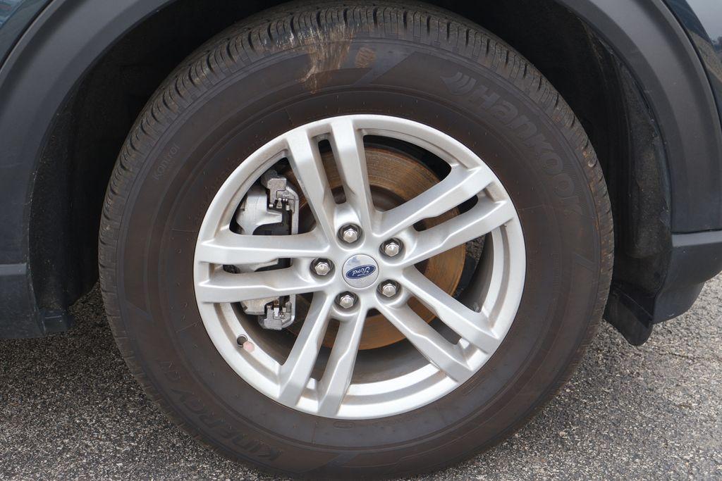 used 2024 Ford Explorer car, priced at $34,995