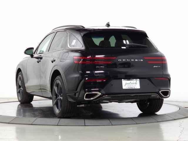 new 2026 Genesis GV70 car