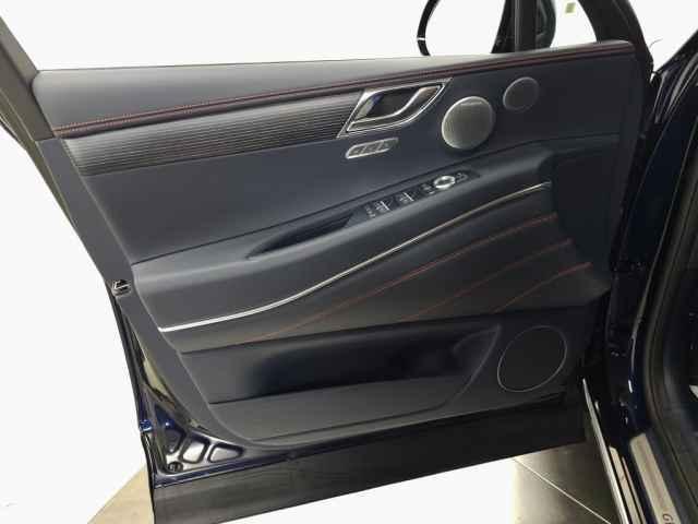 new 2026 Genesis GV80 car