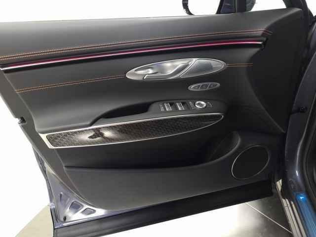 new 2026 Genesis GV70 car