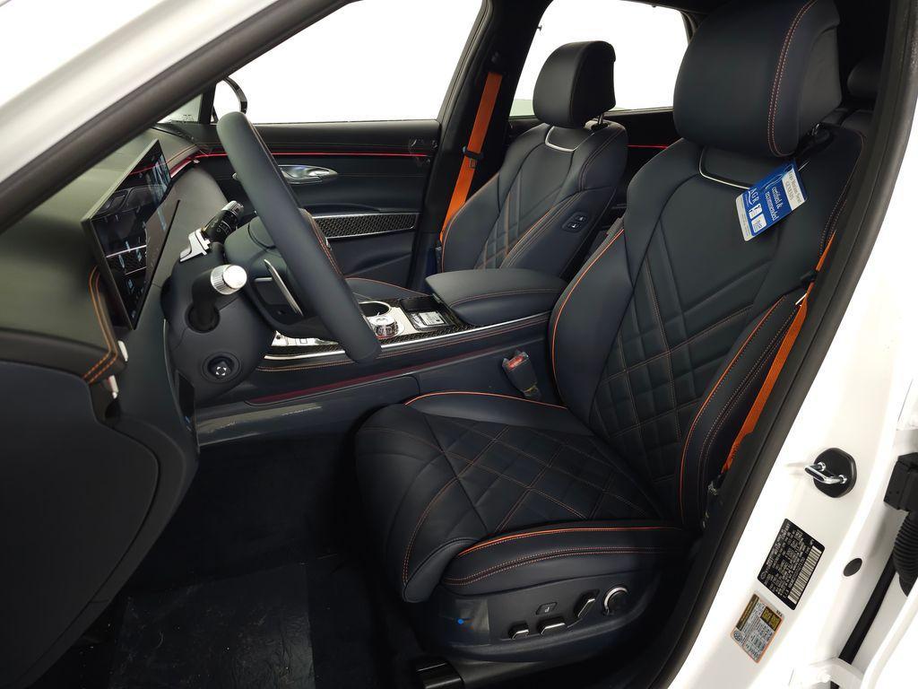 new 2026 Genesis GV70 car