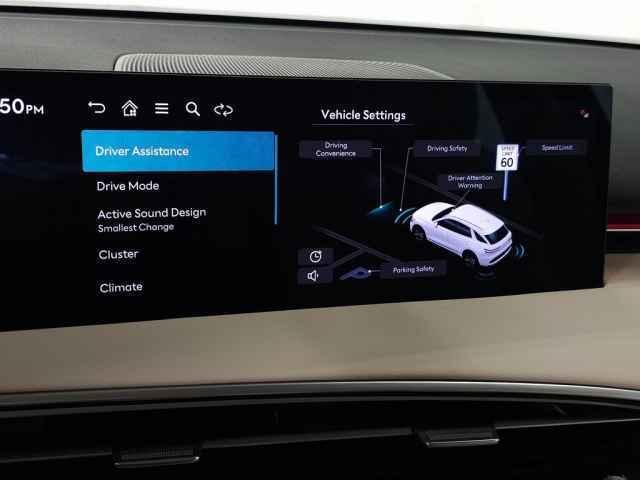 new 2026 Genesis GV70 car