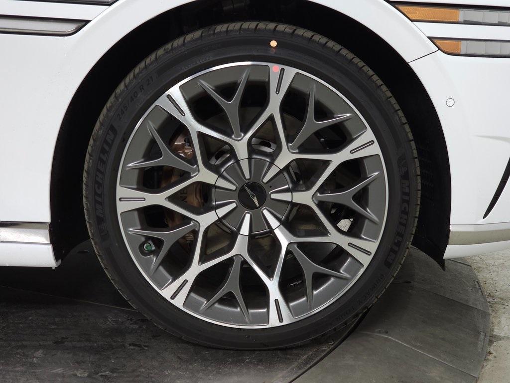 new 2026 Genesis G90 car