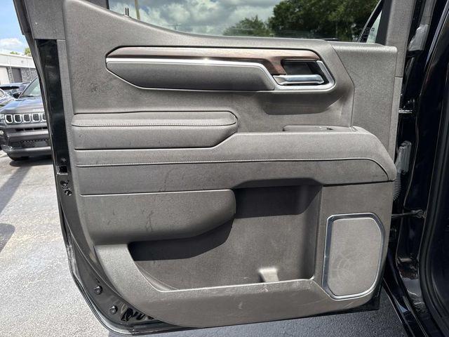 used 2025 GMC Sierra 1500 car, priced at $41,865
