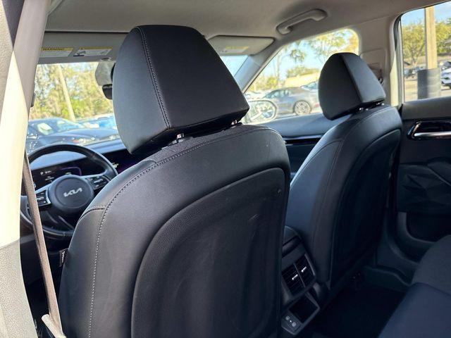 used 2025 Kia Seltos car, priced at $19,988