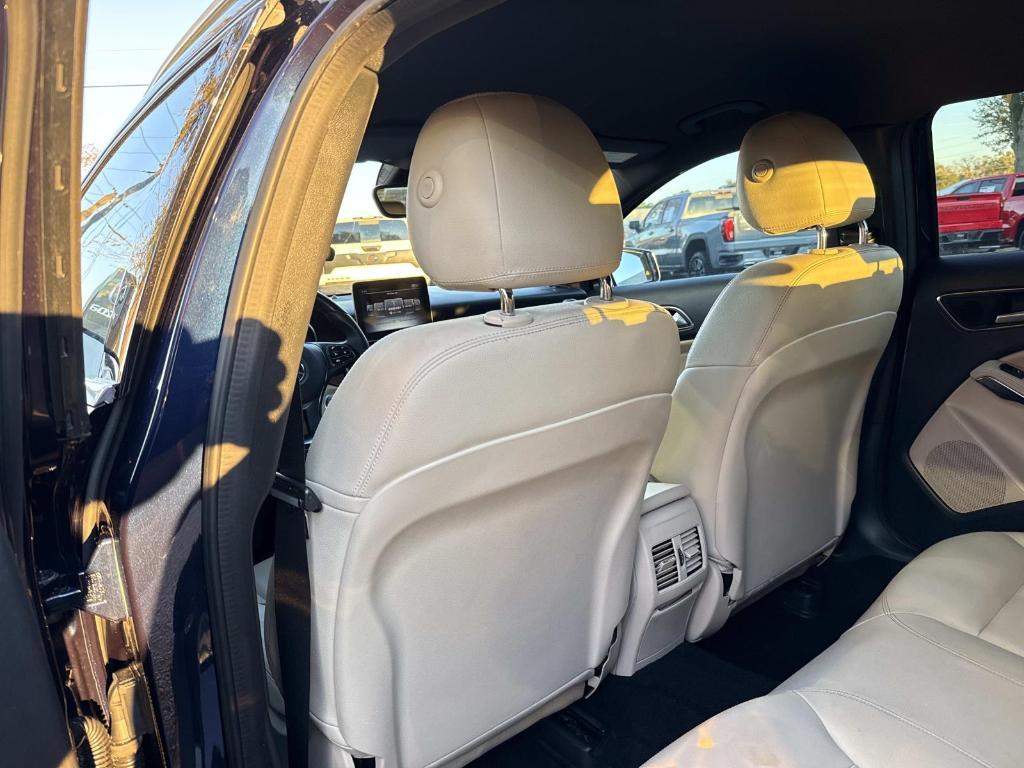 used 2018 Mercedes-Benz GLA 250 car, priced at $12,788