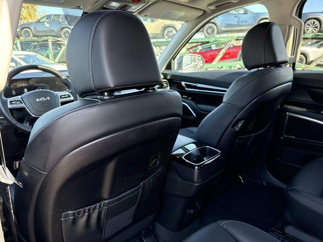 used 2025 Kia Telluride car, priced at $35,188