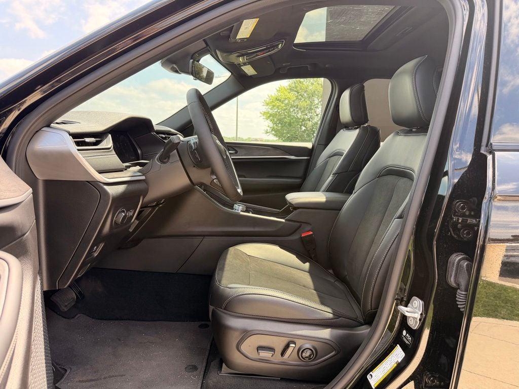 used 2026 Jeep Grand Cherokee L car, priced at $45,620