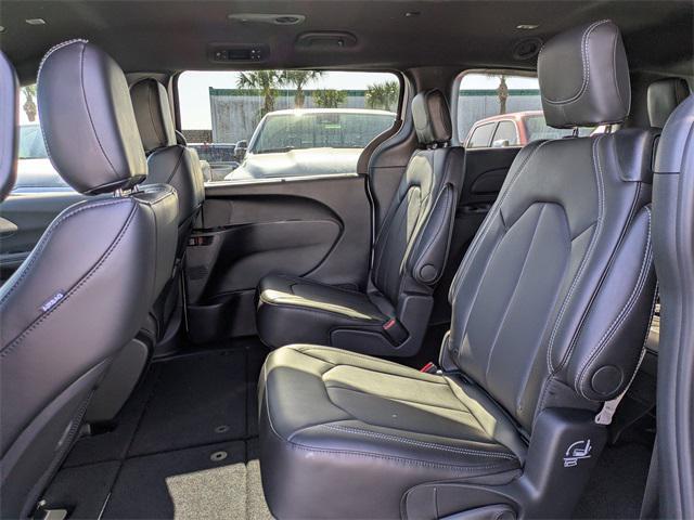 new 2026 Chrysler Pacifica car, priced at $39,995