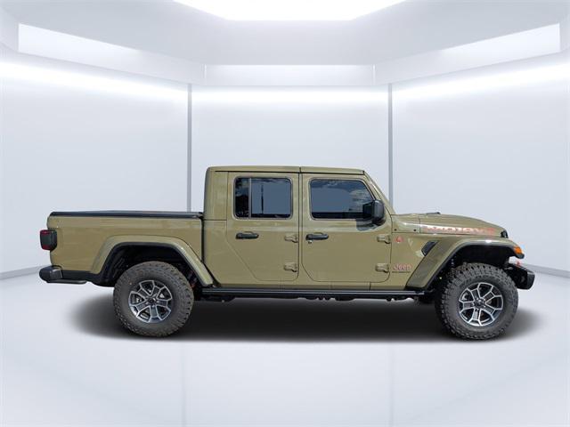 new 2026 Jeep Gladiator car, priced at $63,925