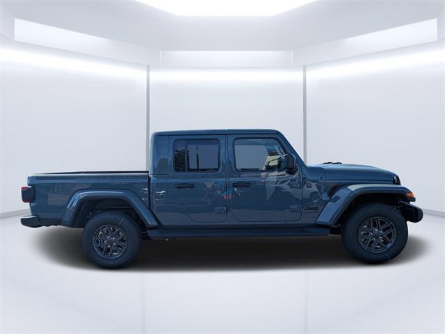 new 2025 Jeep Gladiator car, priced at $42,840