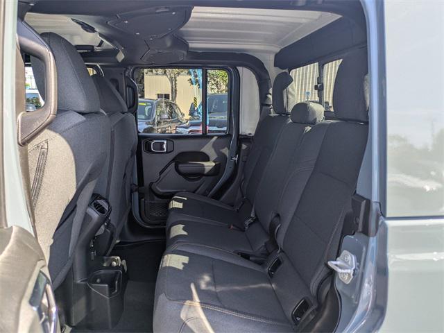 new 2025 Jeep Gladiator car, priced at $42,840