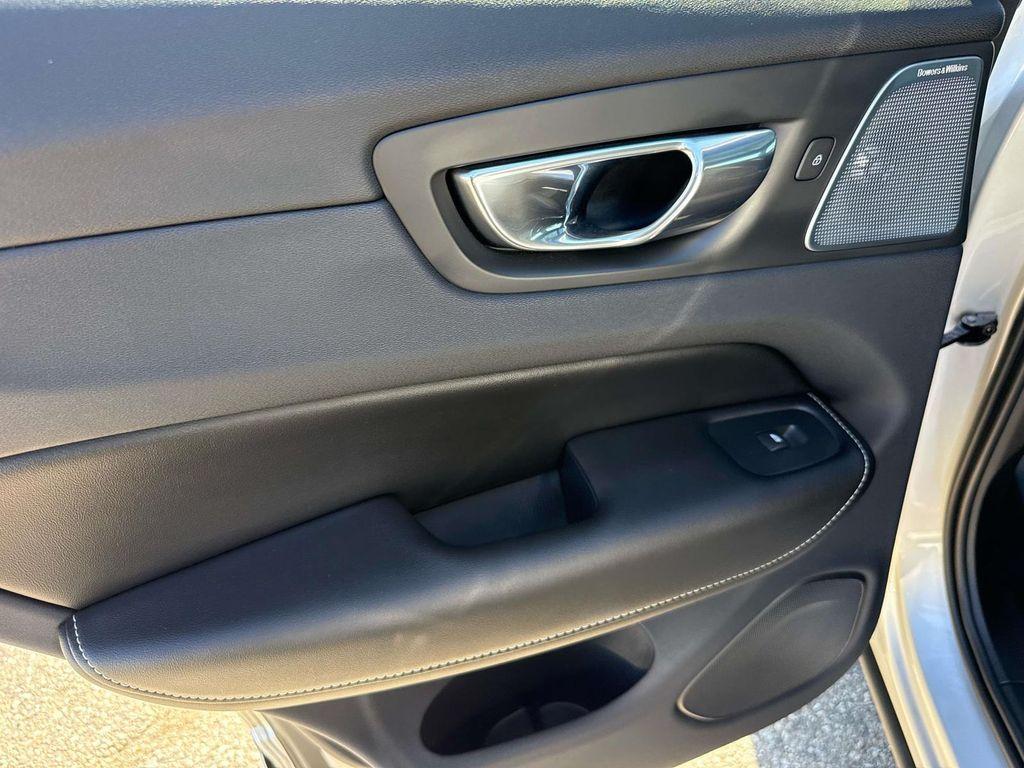 used 2018 Volvo XC60 Recharge Plug-In Hybrid car, priced at $26,875