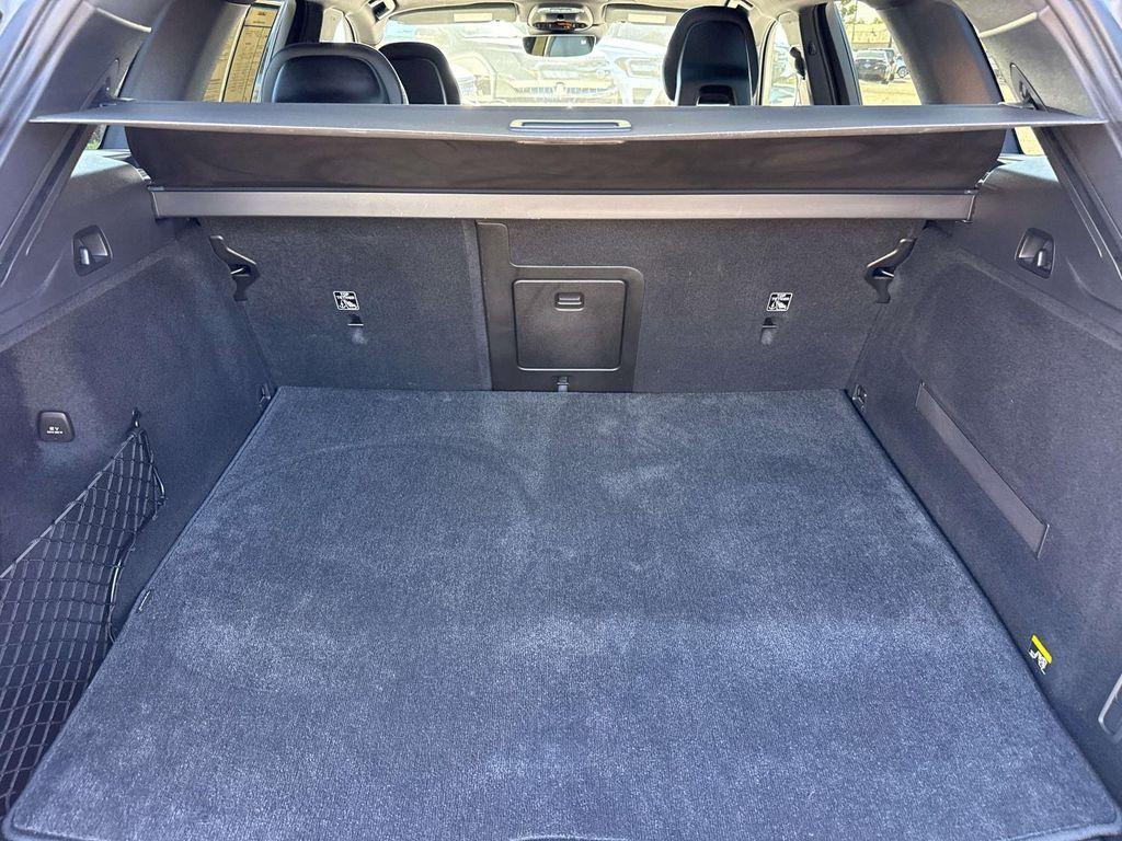 used 2018 Volvo XC60 Recharge Plug-In Hybrid car, priced at $26,875