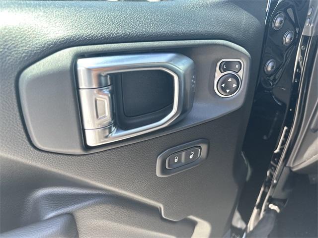 new 2025 Jeep Gladiator car, priced at $41,239