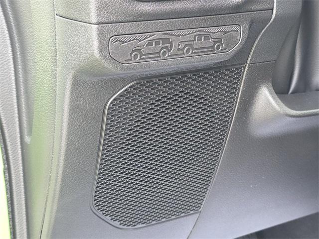 new 2025 Jeep Gladiator car, priced at $38,555