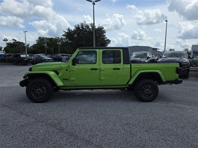 new 2025 Jeep Gladiator car, priced at $38,555