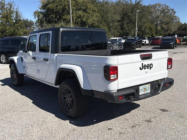 new 2025 Jeep Gladiator car, priced at $36,517