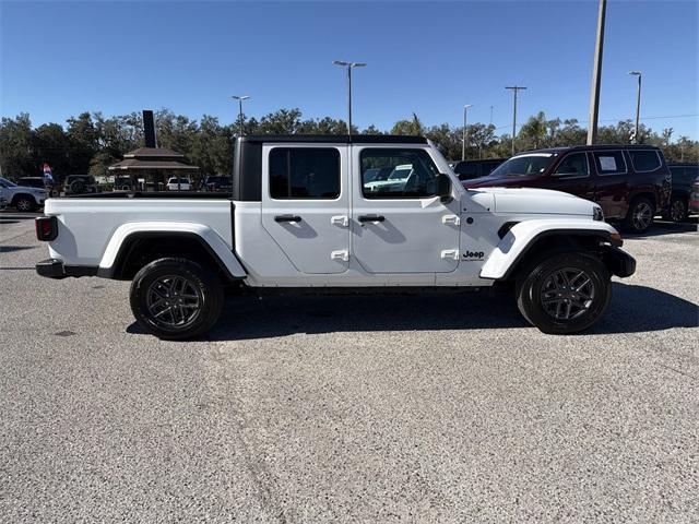 new 2025 Jeep Gladiator car, priced at $36,517