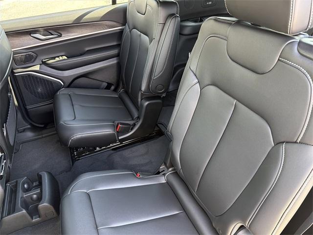 new 2026 Jeep Grand Cherokee L car, priced at $42,619