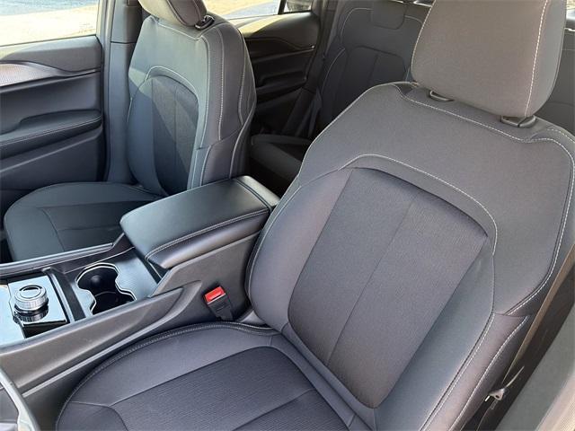 new 2025 Jeep Grand Cherokee car, priced at $32,792