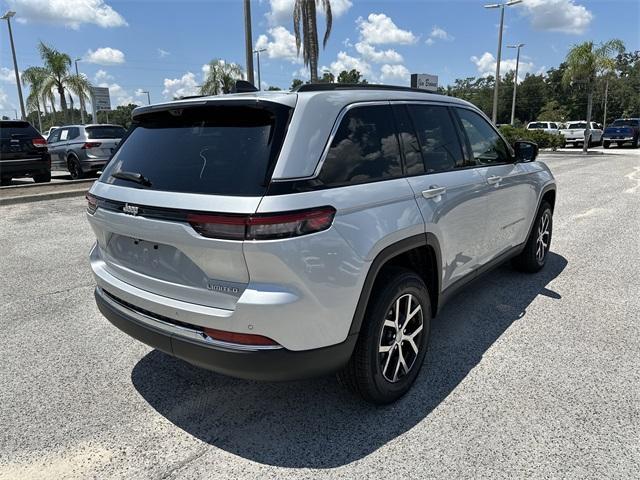 new 2025 Jeep Grand Cherokee car, priced at $41,574