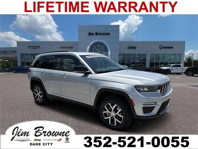 new 2025 Jeep Grand Cherokee car, priced at $41,574