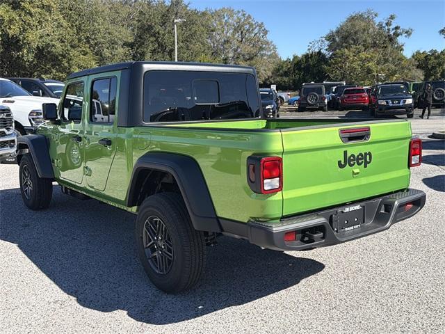 new 2026 Jeep Gladiator car, priced at $41,452