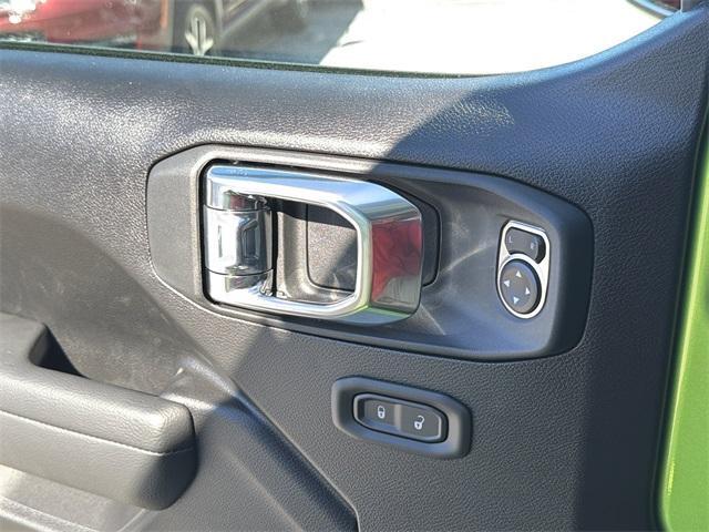 new 2026 Jeep Gladiator car, priced at $41,452