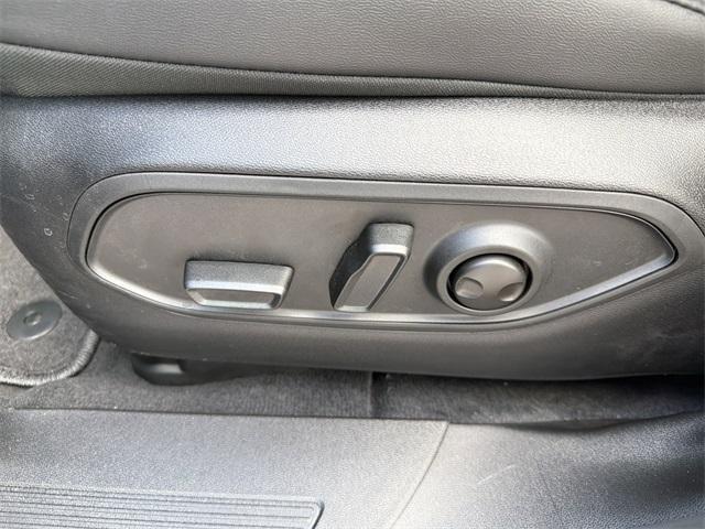 new 2026 Jeep Cherokee car, priced at $43,710