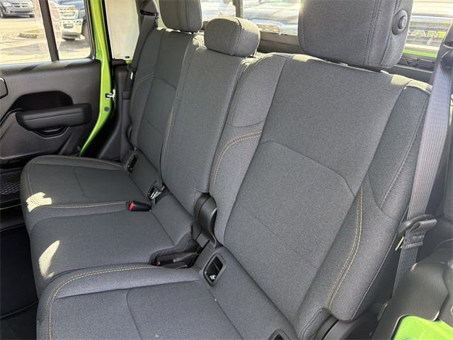 new 2026 Jeep Gladiator car, priced at $41,452