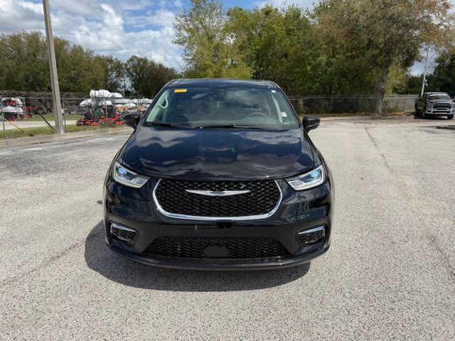 used 2024 Chrysler Pacifica car, priced at $34,599