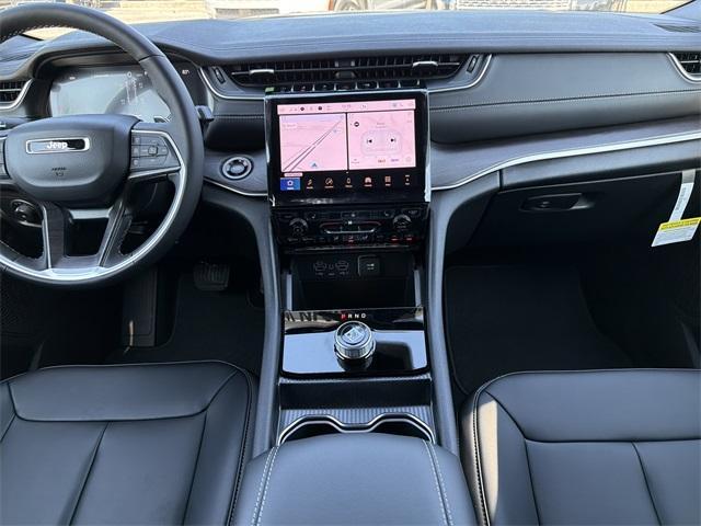 new 2025 Jeep Grand Cherokee car, priced at $37,303