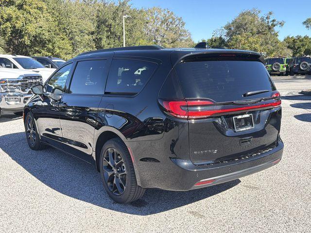 new 2026 Chrysler Pacifica car, priced at $41,322