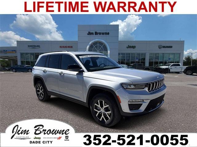 new 2025 Jeep Grand Cherokee car, priced at $43,574