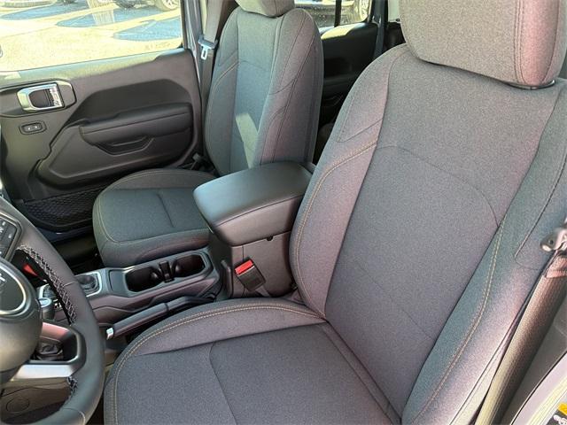 new 2026 Jeep Gladiator car, priced at $44,504