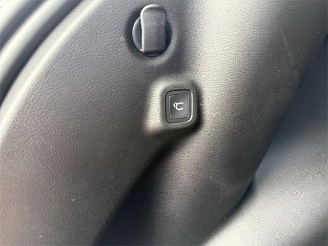 new 2026 Jeep Compass car, priced at $31,037