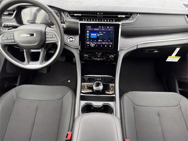 new 2025 Jeep Grand Cherokee car, priced at $34,084