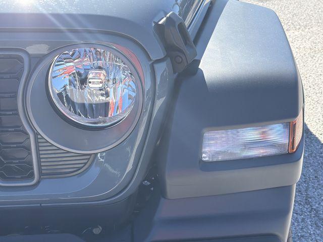 new 2026 Jeep Wrangler car, priced at $37,048