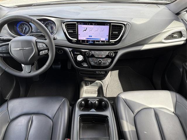 used 2023 Chrysler Pacifica car, priced at $30,714