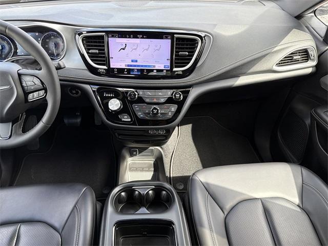 used 2023 Chrysler Pacifica car, priced at $30,714